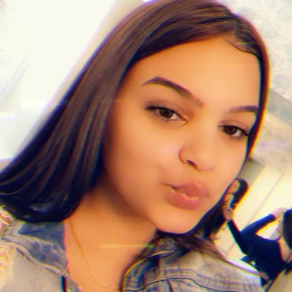 Meet your Posher, Eliana